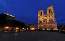 Notre-Dame at night, Paris - Virtual tour