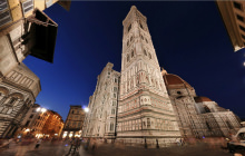 Piazza del Duomo di notte, Firenze, Toscana - Virtual tour